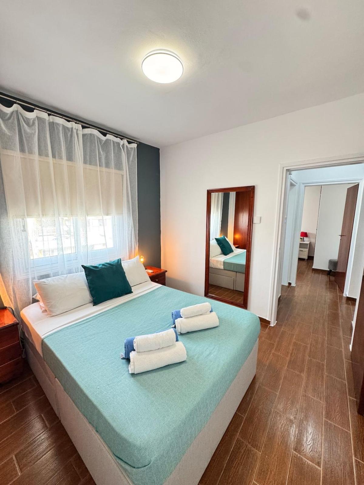 Gold Feather 2bedroom Center Location And Pool * Ayia Napa