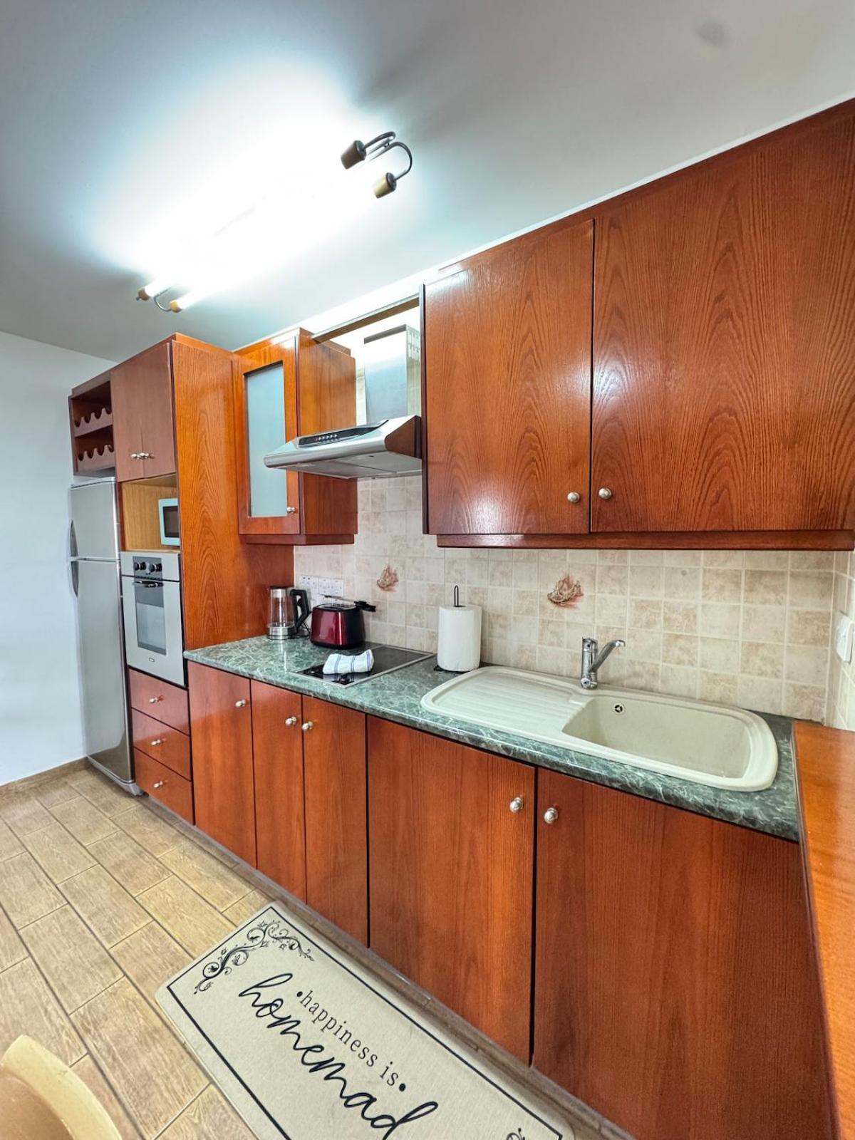 Gold Feather 2bedroom Center Location And Pool